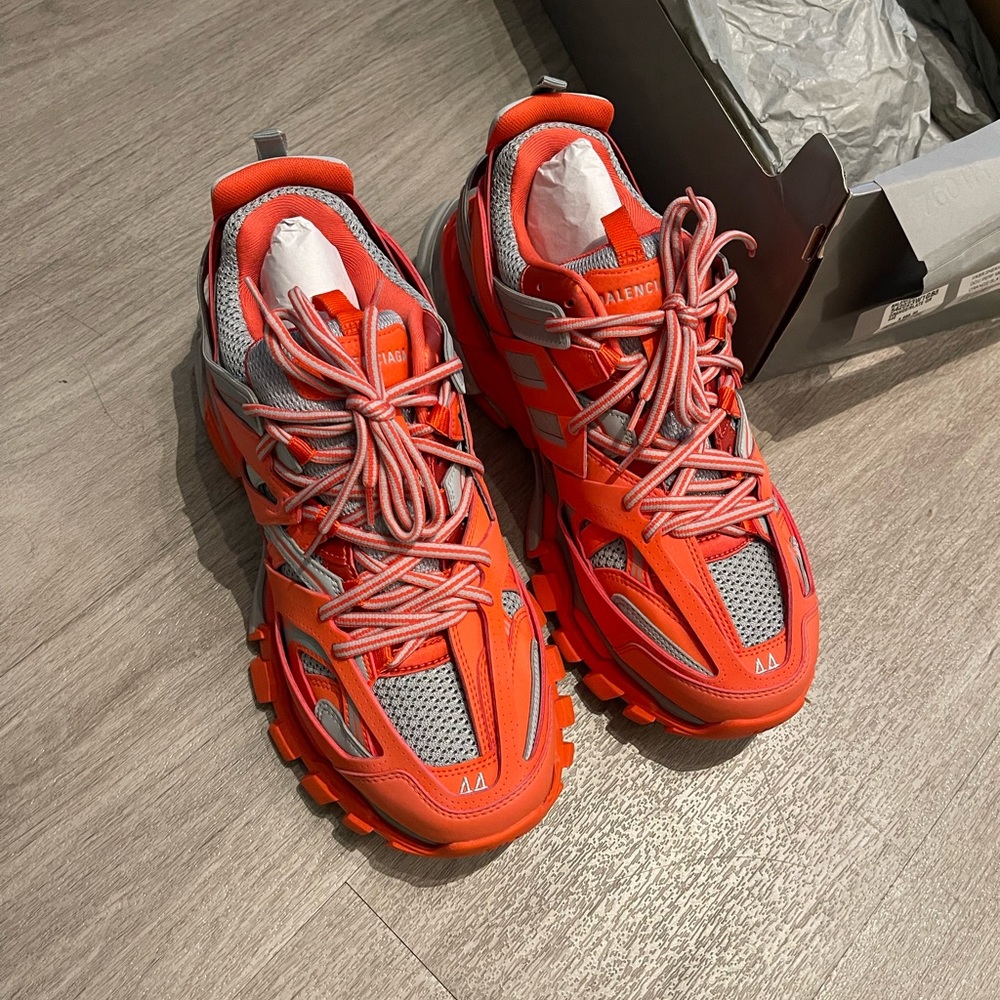 BALENCIAGA MEN'S TRACK SNEAKER